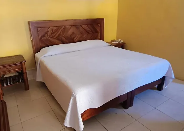 Casa Kaukan Hotel Zihuatanejo